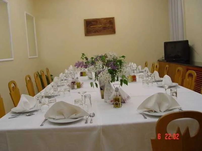 Hotel Kristal Korce 3*,  Albania